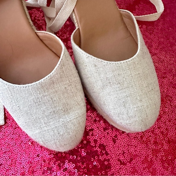 🍦J.CREW Ivory Metallic Linen and Jute Wedge Heel Espadrilles - Picture 4 of 8